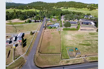 10 Ridgewood Dr, Roseburg, OR 97471 - Photo 44