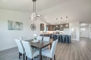 36953 Victory Dr, Lebanon, OR 97355 - Photo 12