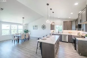 36953 Victory Dr, Lebanon, OR 97355 - Photo 8