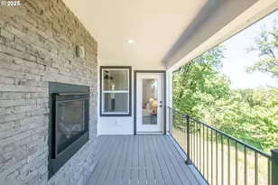 36953 Victory Dr, Lebanon, OR 97355 - Photo 6