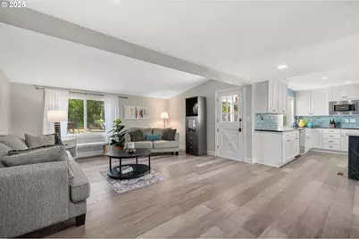 8444 SW 58th Ave, Portland, OR 97219 - Photo 14