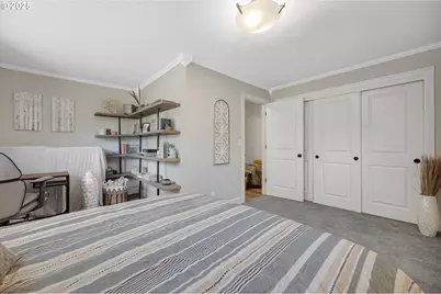 8444 SW 58th Ave, Portland, OR 97219 - Photo 22