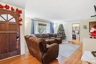 2578 NE Morlan Ave, Gresham, OR 97030 - Photo 4