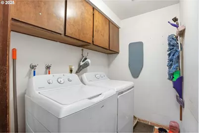 2578 NE Morlan Ave, Gresham, OR 97030 - Photo 8