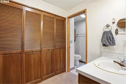 2578 NE Morlan Ave, Gresham, OR 97030 - Photo 20