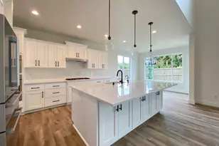 6704 NW 26th CT, Vancouver, WA 98665 - Photo 4