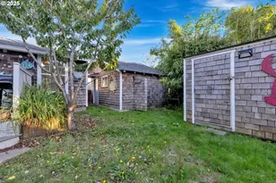1340 NW 15th St, Lincoln City, OR 97367 - Photo 30