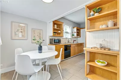 1552 N Prescott St #A, Portland, OR 97217 - Photo 14