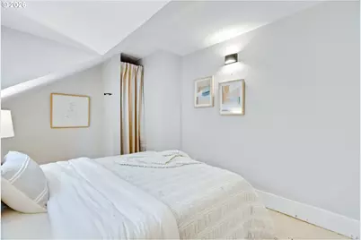 1552 N Prescott St #A, Portland, OR 97217 - Photo 20