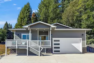 891 Joshua Ct, Brookings, OR 97415 - Photo 2