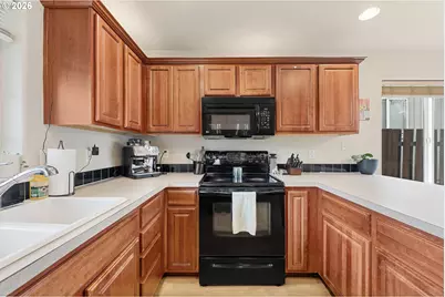 14114 Rock St, Oregon City, OR 97045 - Photo 8