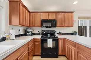 14114 Rock St, Oregon City, OR 97045 - Photo 8