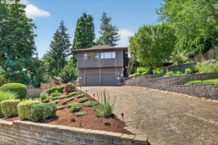 3165 SW Raleighview Dr, Portland, OR 97225 - Photo 2
