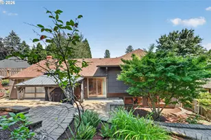 3165 SW Raleighview Dr, Portland, OR 97225 - Photo 44