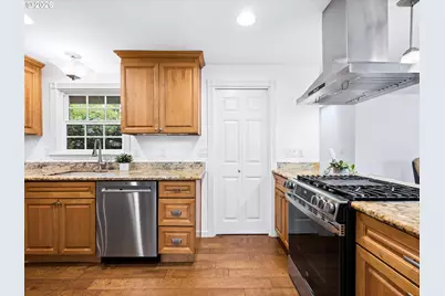16680 SW Rosa Rd, Beaverton, OR 97007 - Photo 10