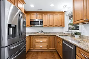 16680 SW Rosa Rd, Beaverton, OR 97007 - Photo 10