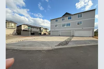 5126 SE Thornapple St, Hillsboro, OR 97123 - Photo 28