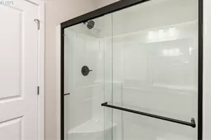 5126 SE Thornapple St, Hillsboro, OR 97123 - Photo 20