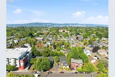2337 SE 48th Ave, Portland, OR 97215 - Photo 6