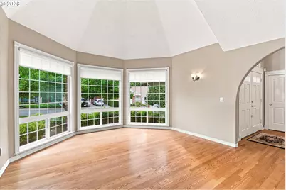 6300 SE Norma Cir, Milwaukie, OR 97267 - Photo 18