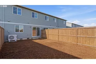 1425 Laura Vista Dr NW, Albany, OR 97321 - Photo 2