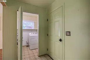 2035 Juniper Ave, Coos Bay, OR 97420 - Photo 16