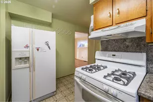 2035 Juniper Ave, Coos Bay, OR 97420 - Photo 12