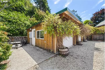 130 Hilltop Dr, Lakeside, OR 97449 - Photo 38