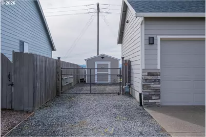 6316 NE Planter St, Albany, OR 97321 - Photo 48