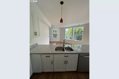 8780 SE Flavel St, Portland, OR 97266 - Photo 16