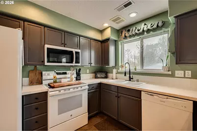 75 River Rock Ln #F, Woodland, WA 98674 - Photo 4