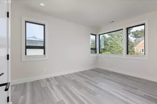 1329 SW Fleet Ave, Lincoln City, OR 97367 - Photo 30