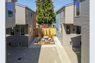 5357 SE Stark St, Portland, OR 97215 - Photo 8