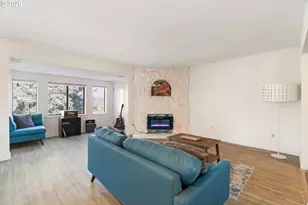 15928 NE Fremont St, Portland, OR 97230 - Photo 8