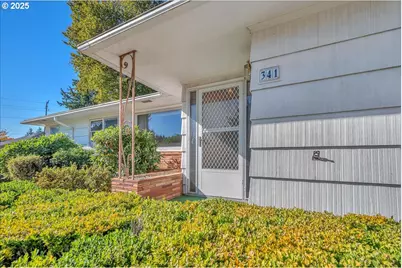 341 SE 153rd Ave, Portland, OR 97233 - Photo 2