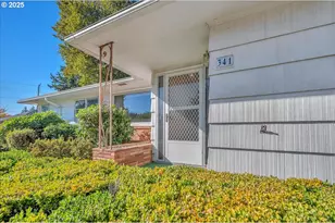 341 SE 153rd Ave, Portland, OR 97233 - Photo 2