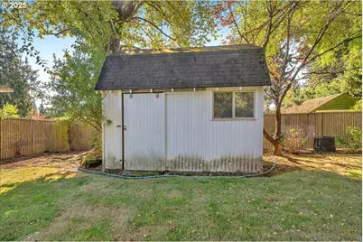 341 SE 153rd Ave, Portland, OR 97233 - Photo 32