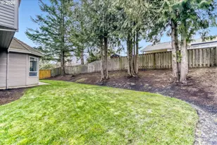 14324 SE Nehalem Ct, Portland, OR 97236 - Photo 36