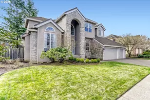 14324 SE Nehalem Ct, Portland, OR 97236 - Photo 2