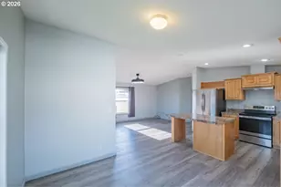 830 N Main St, Mount Angel, OR 97362 - Photo 10