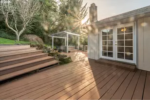 1376 D St, Coos Bay, OR 97420 - Photo 6