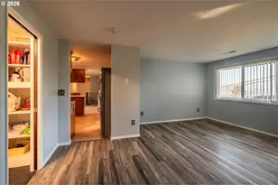 1376 D St, Coos Bay, OR 97420 - Photo 22