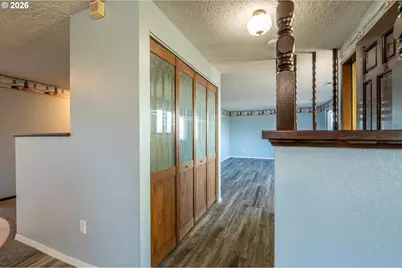 1376 D St, Coos Bay, OR 97420 - Photo 8