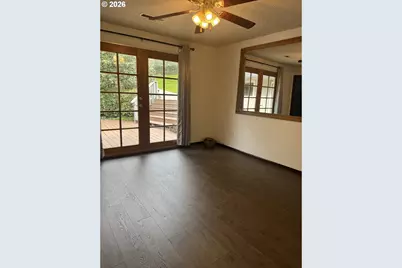 1376 D St, Coos Bay, OR 97420 - Photo 26