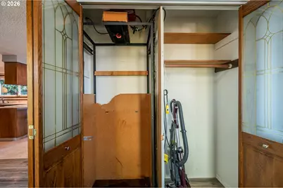 1376 D St, Coos Bay, OR 97420 - Photo 36