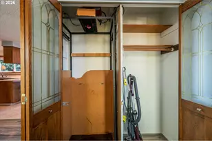 1376 D St, Coos Bay, OR 97420 - Photo 36