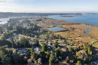 1376 D St, Coos Bay, OR 97420 - Photo 44