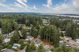 1445 Village Pines Ave, Coos Bay, OR 97420 - Photo 36