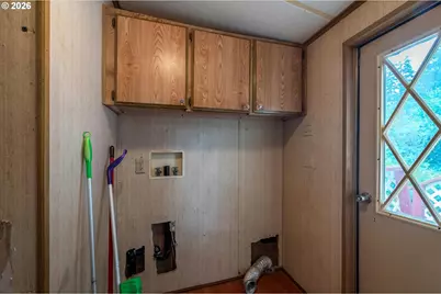 1445 Village Pines Ave, Coos Bay, OR 97420 - Photo 10