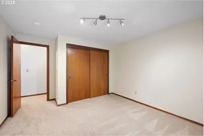 4415 Poplar Way, Longview, WA 98632 - Photo 12